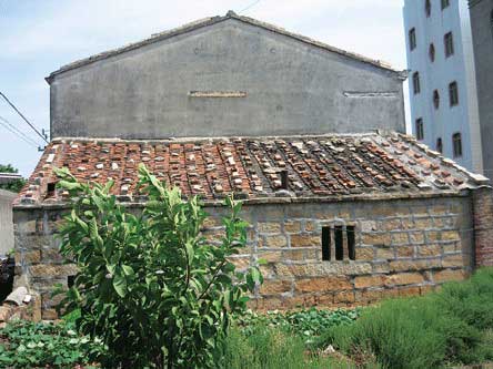 Ů�����괩���º�50�겻�ٴ��·�(ͼ)